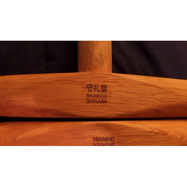 Tonfa Rond Chene Rouge Shureido