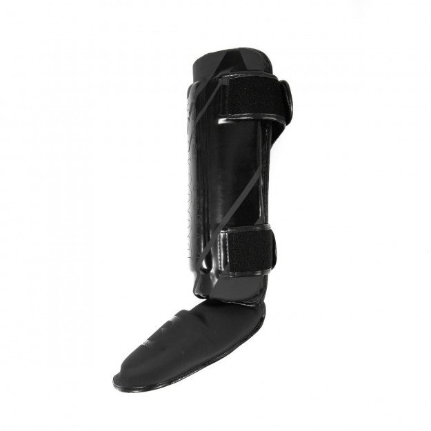Protège tibias et pied Thai Striker V2 Black