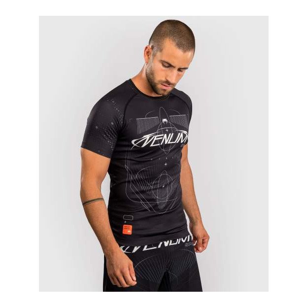 Rashguard Venum Eclipse manches courtes Noir/Ivoire