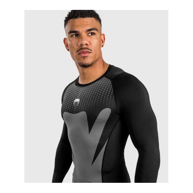 Rashguard Venum Attack manches longues