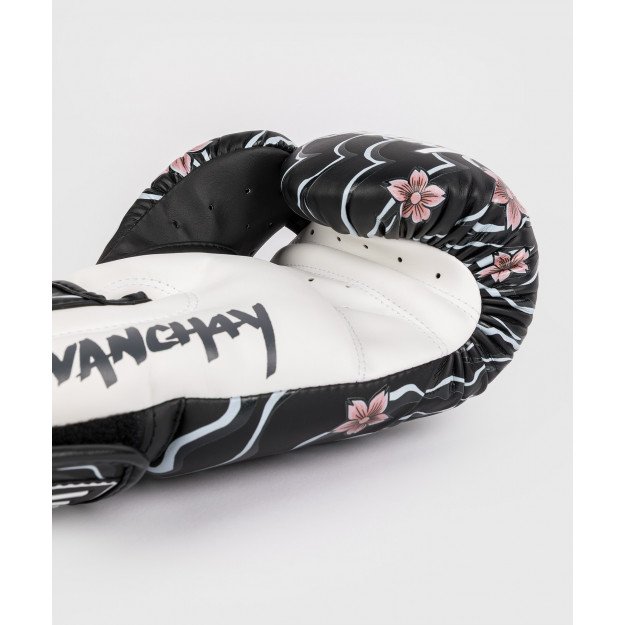 Gants de boxe Venum x Tawanchay