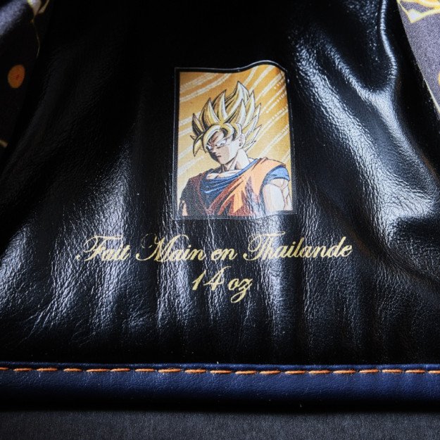 Gants de Boxe Dragon Ball Z Goku - Edition Limitée Elion