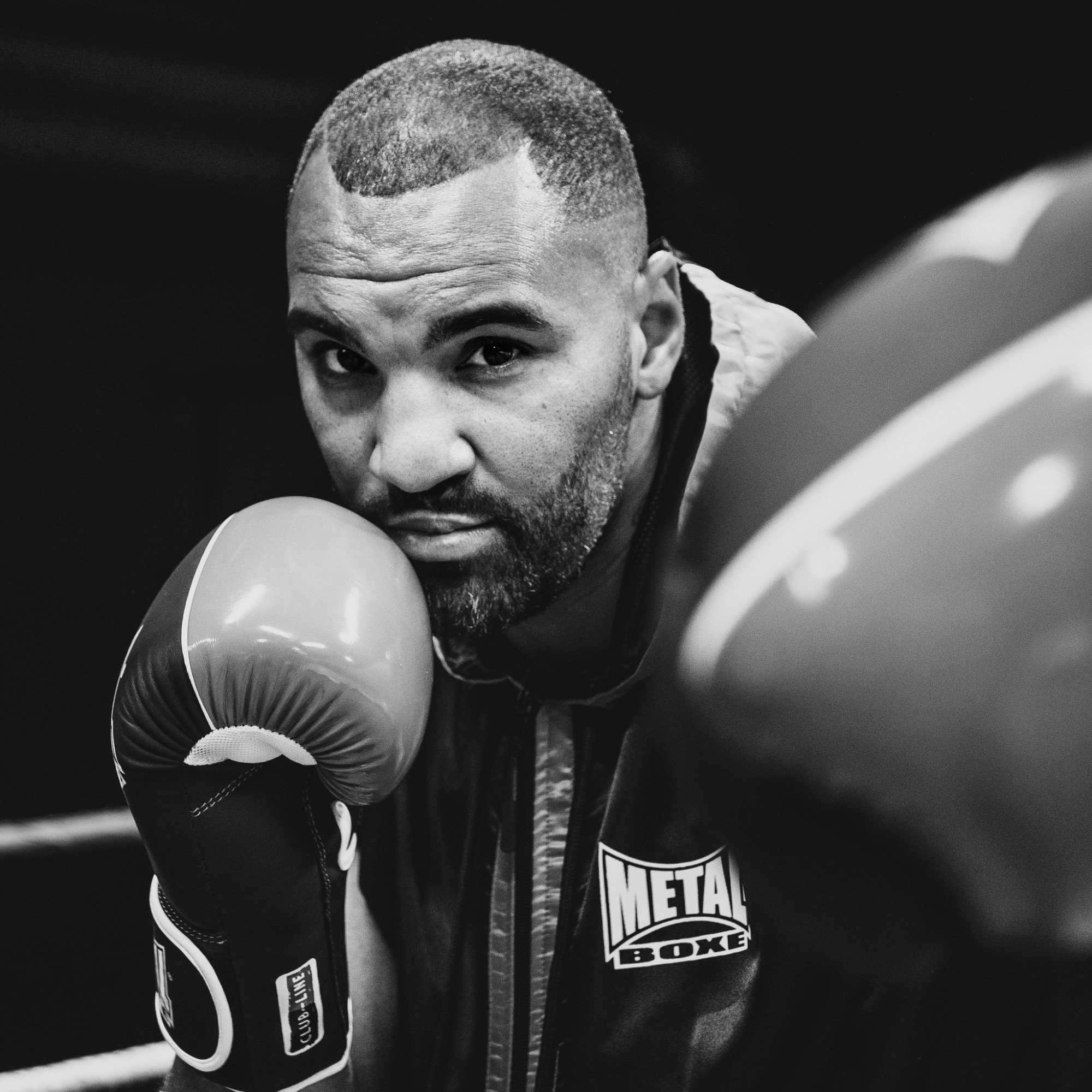 Gants d'entraînement de boxe à doigts ouverts et ajustables - du S