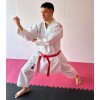 Kimono Karaté Kamikaze New Life Excellence coupe Kata WKF avec logo brodé