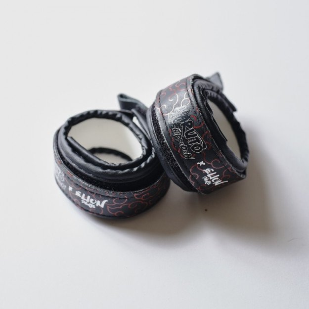 Gants de boxe Naruto Shippuden x Elion Paris Edition Limitée Itachi