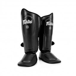 Protège-tibias Ultra Ergo Black SP9 100% cuir Fairtex