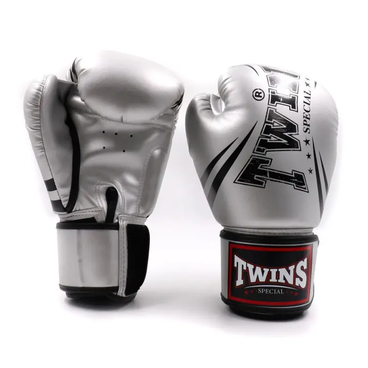 Gants de boxe Twins TW6