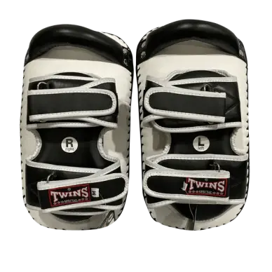 Pao de Boxe Incurvé Twins KPL12 Taille M - 7