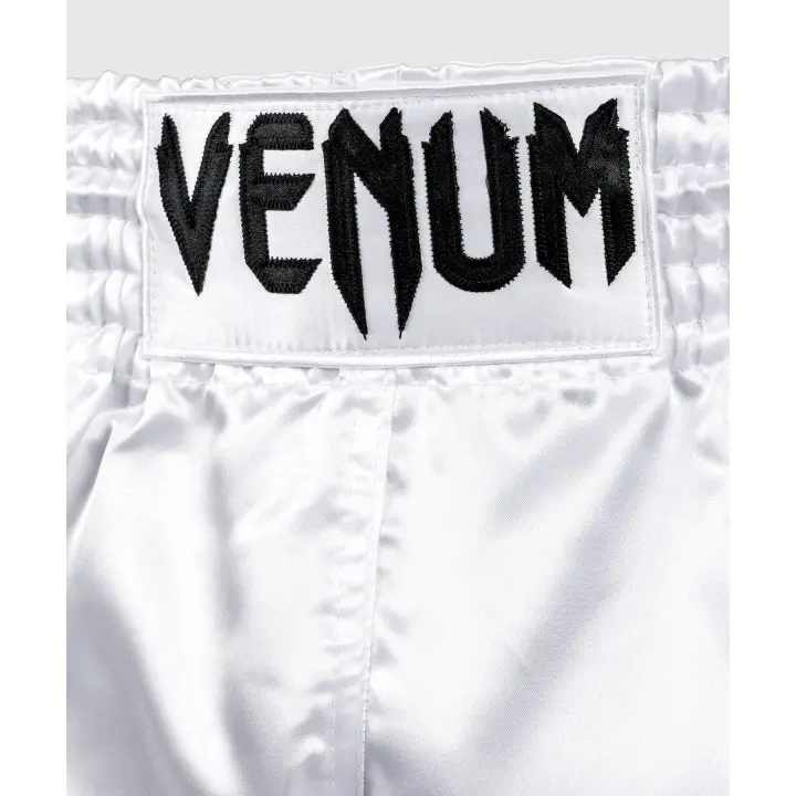 Short de Boxe Thaï Venum Classic Blanc/Noir