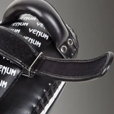 PAO de Boxeo Venum Light - 11