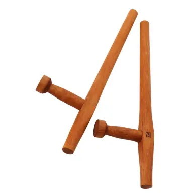 Tonfa Rond Chene Rouge Shureido