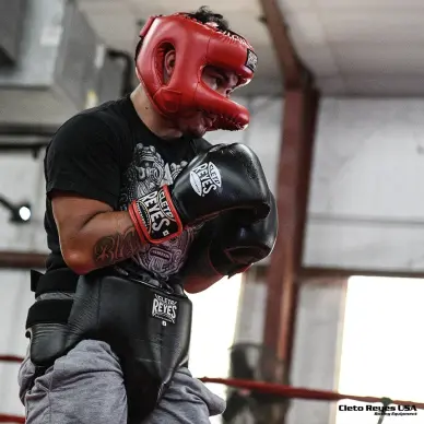 Gants de Boxe Cleto Reyes Pro Sparring 100% cuir - 23