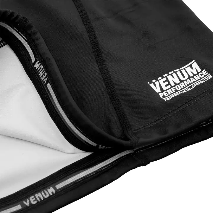 Camiseta Venum Giant - Negro 100% sublimación