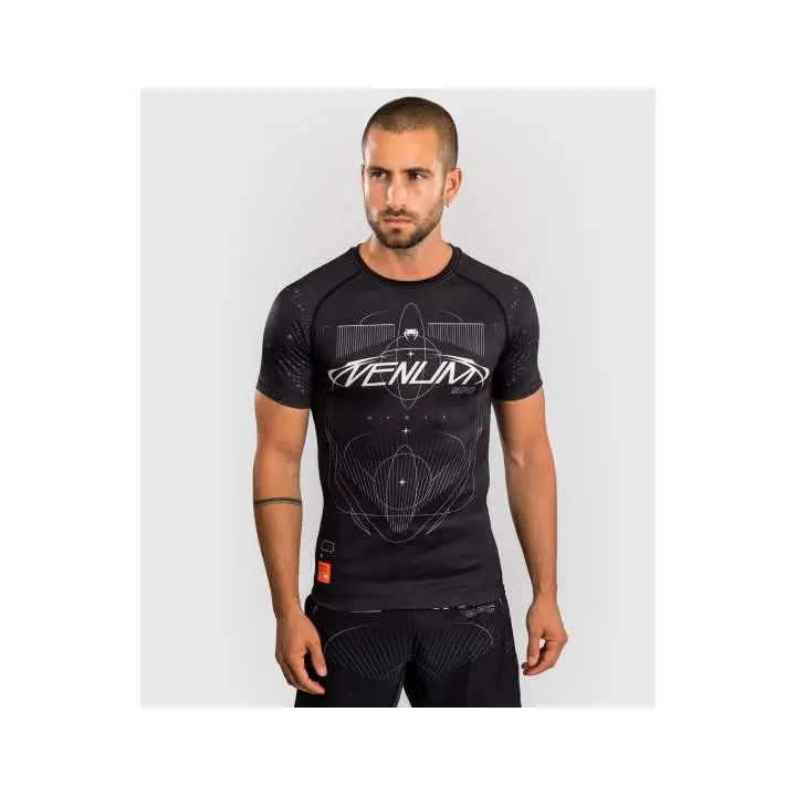 Rashguard Venum Eclipse manches courtes Noir/Ivoire