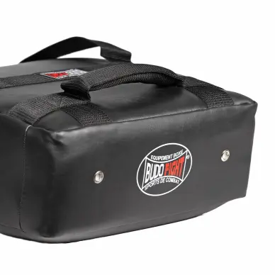 Bouclier de Frappe Incurvé - 11