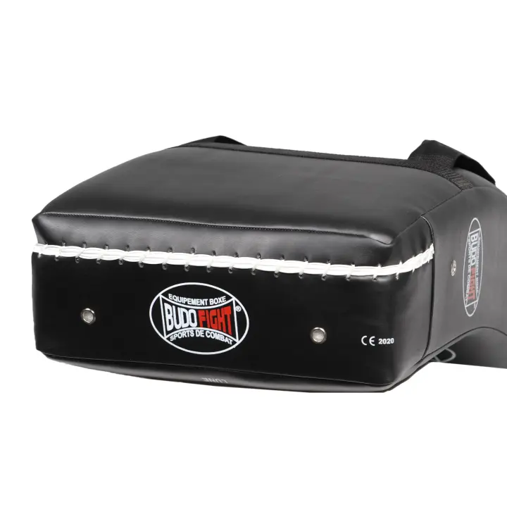 Bouclier de Frappe Incurvé