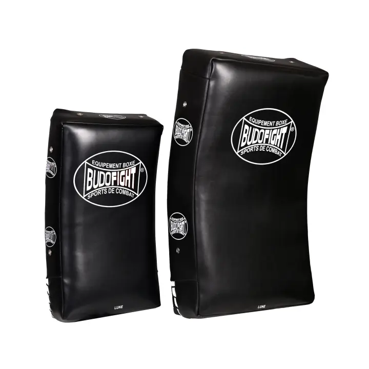 Bouclier de Frappe Incurvé