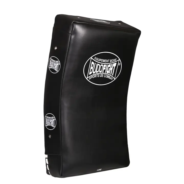 Bouclier de Frappe Incurvé